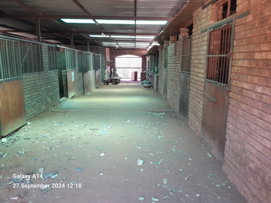 4 Bedroom Property for Sale in Waterval S H North West
